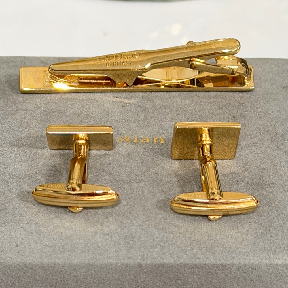 Like New Dior Gold Cufflinks and Tie Bar Set pre owned - Picture 4 of 4